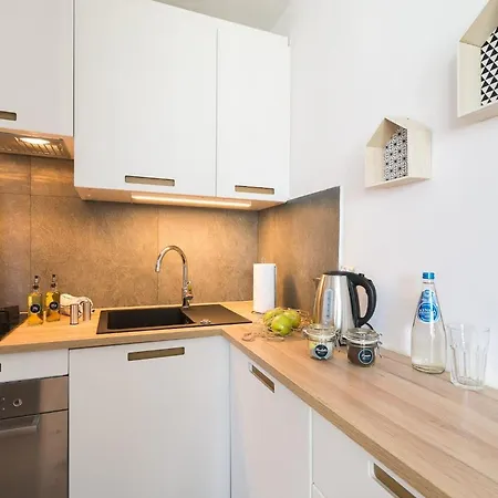 Apartamento Cosy In The Centre Of By Renters Varsovia