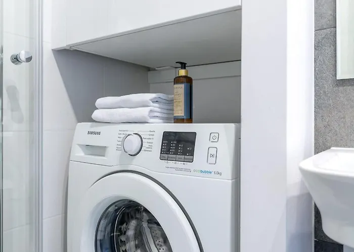 Cosy In The Centre Of By Renters Warsaw