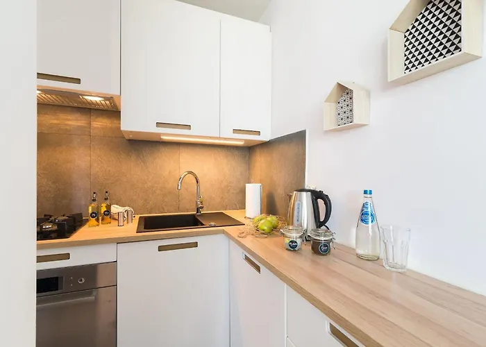 Apartment Cosy In The Centre Of By Renters Warsaw
